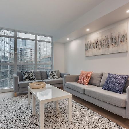 טורונטו Cozy 2Br Close To Cn Tower & Harbourfront מראה חיצוני תמונה