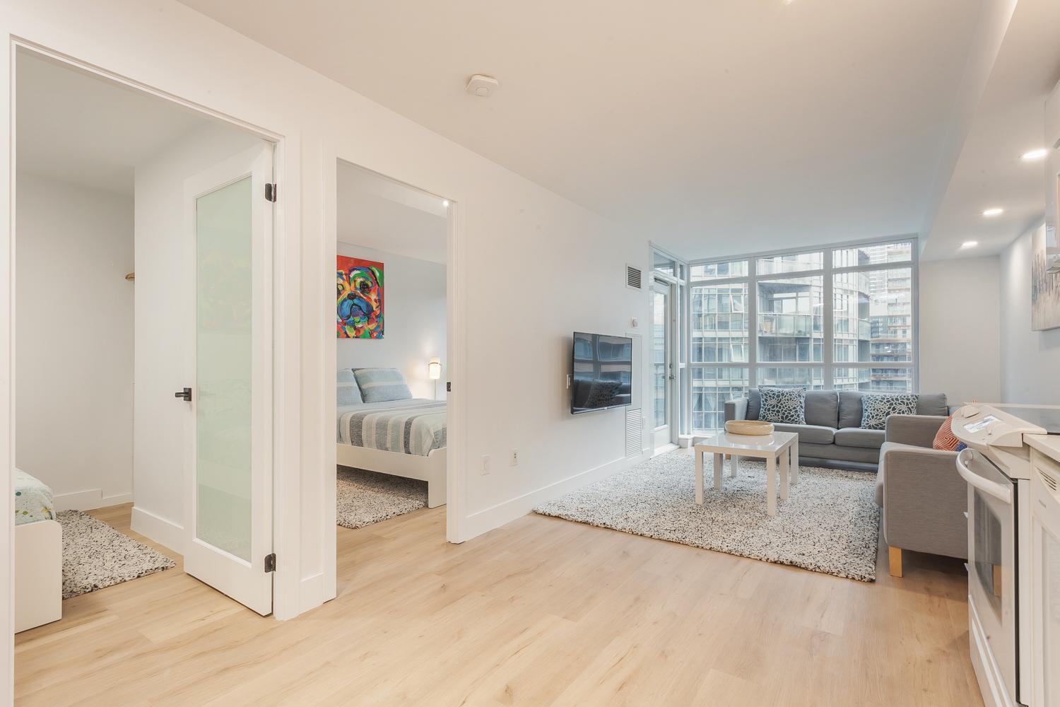 טורונטו Cozy 2Br Close To Cn Tower & Harbourfront מראה חיצוני תמונה