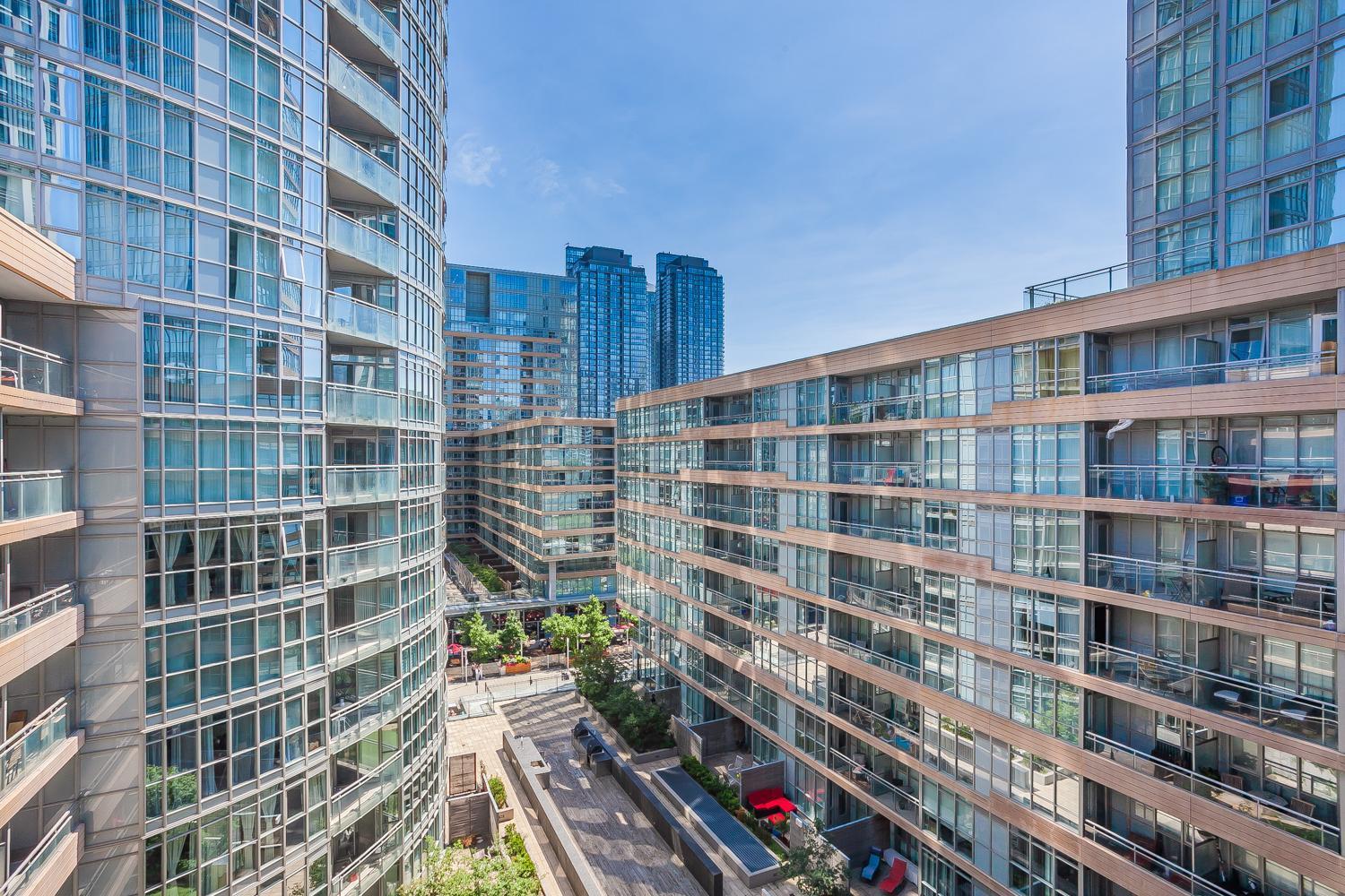 טורונטו Cozy 2Br Close To Cn Tower & Harbourfront מראה חיצוני תמונה